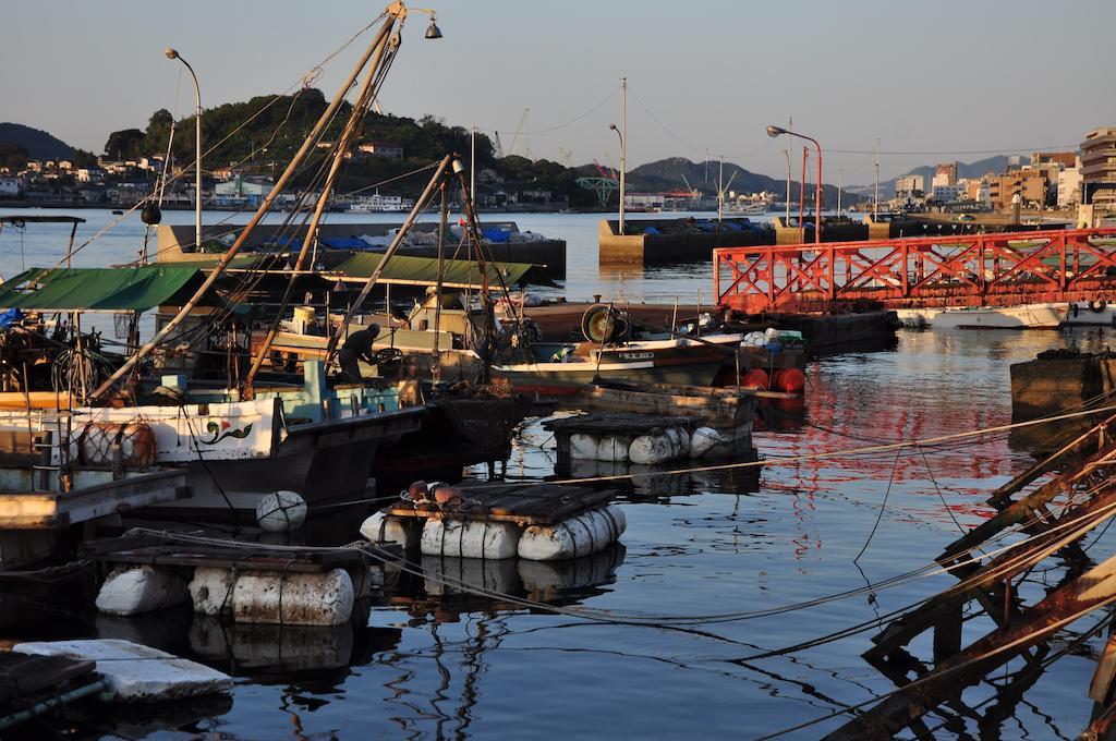 Onomichi Guest House Anago-No-Nedoko Екстериор снимка