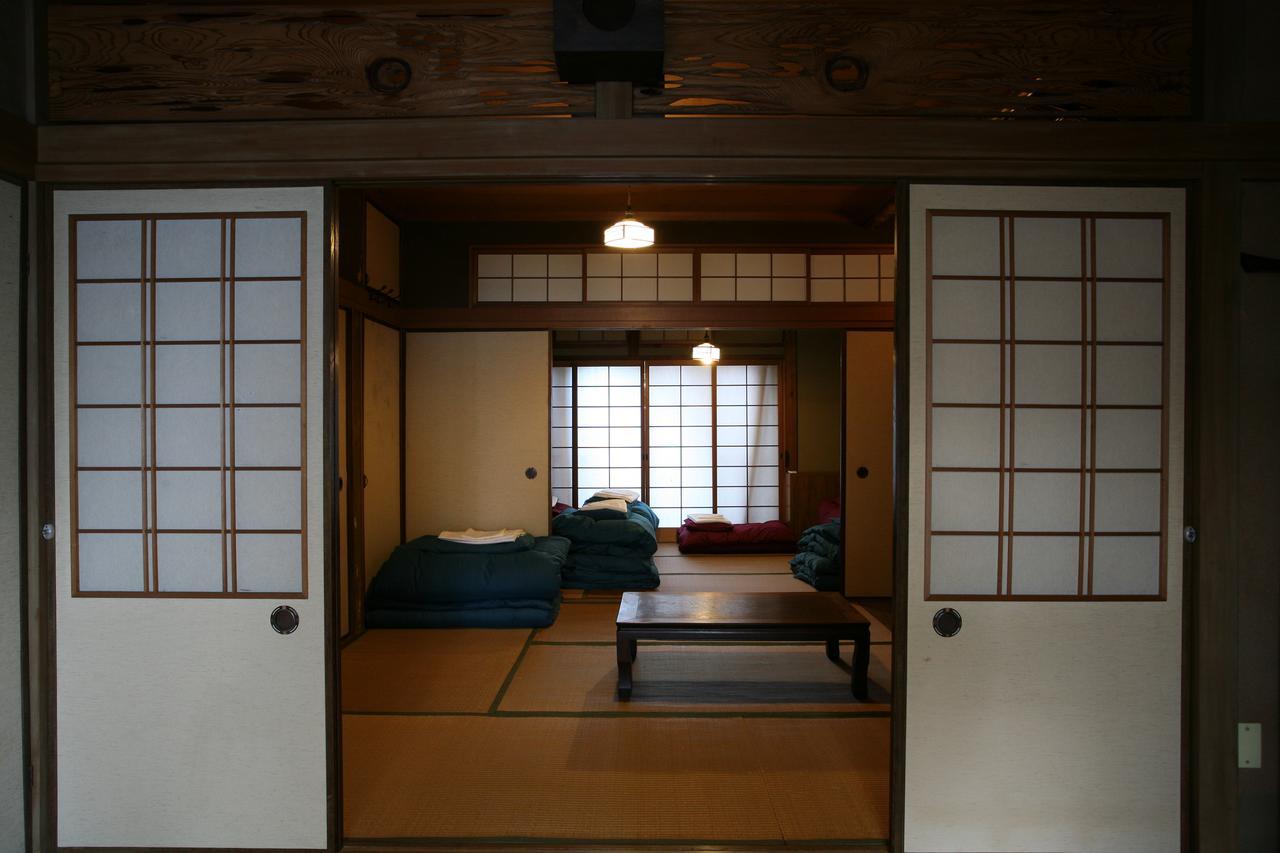 Onomichi Guest House Anago-No-Nedoko Екстериор снимка